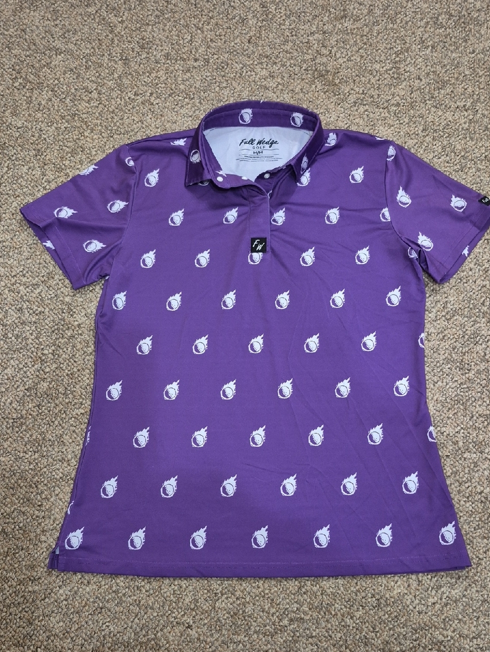 Full Wedge Purple Printed Womens Polo Golf Shirt Size Medium NWOT
